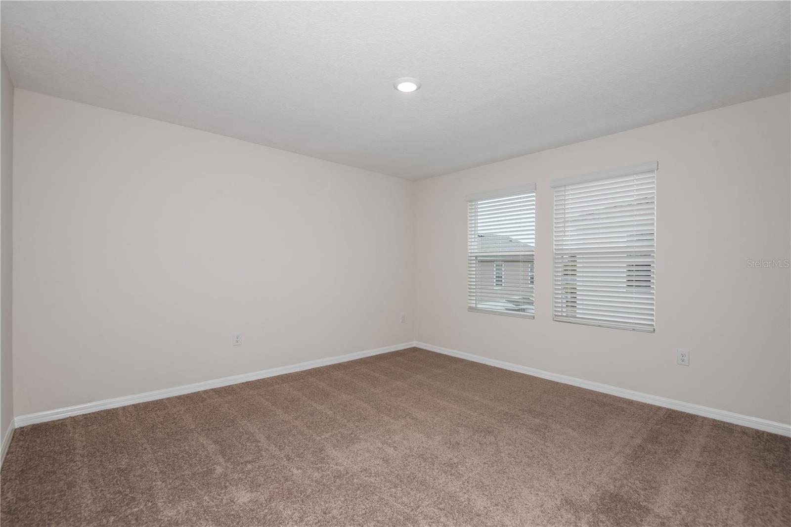 PASADENA WOODS - Residential