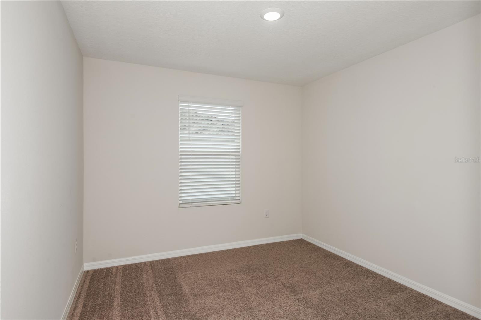 PASADENA WOODS - Residential