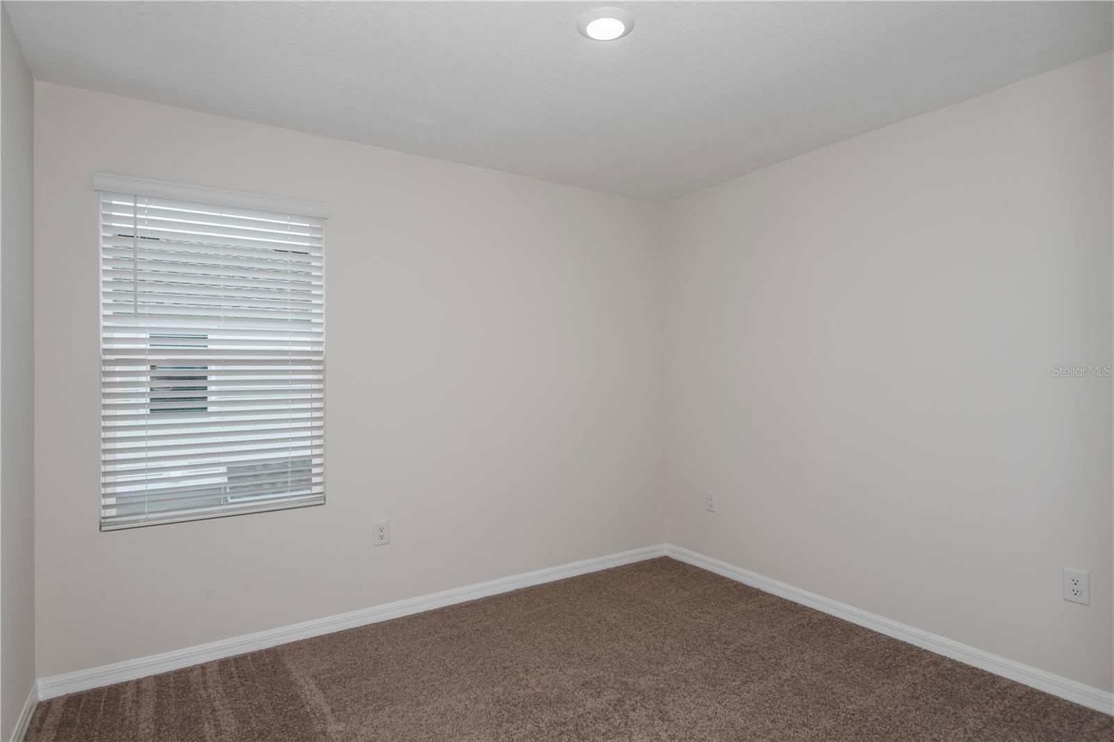 PASADENA WOODS - Residential