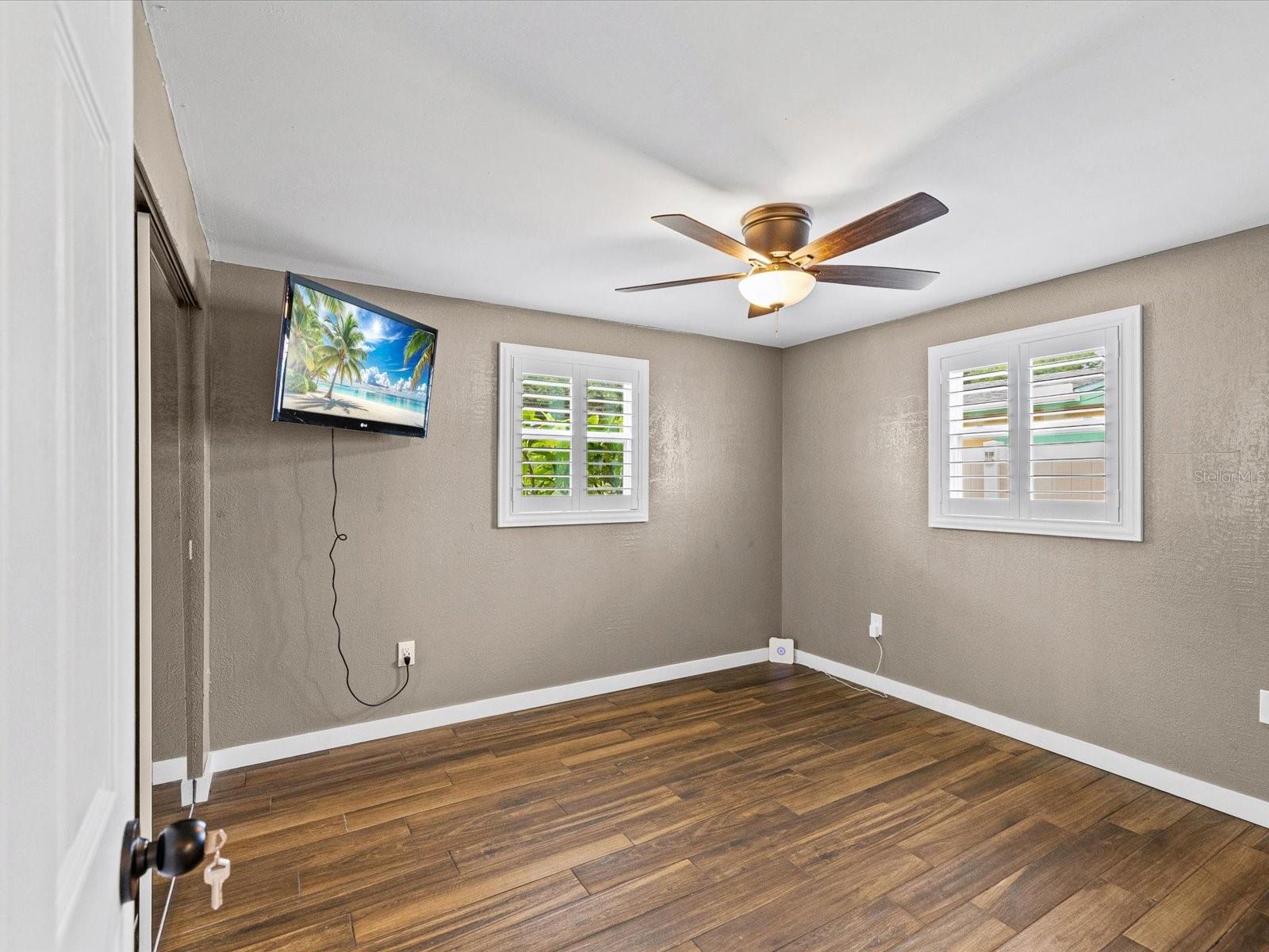 HALGREEN MANOR-UNIT 1 - Residential