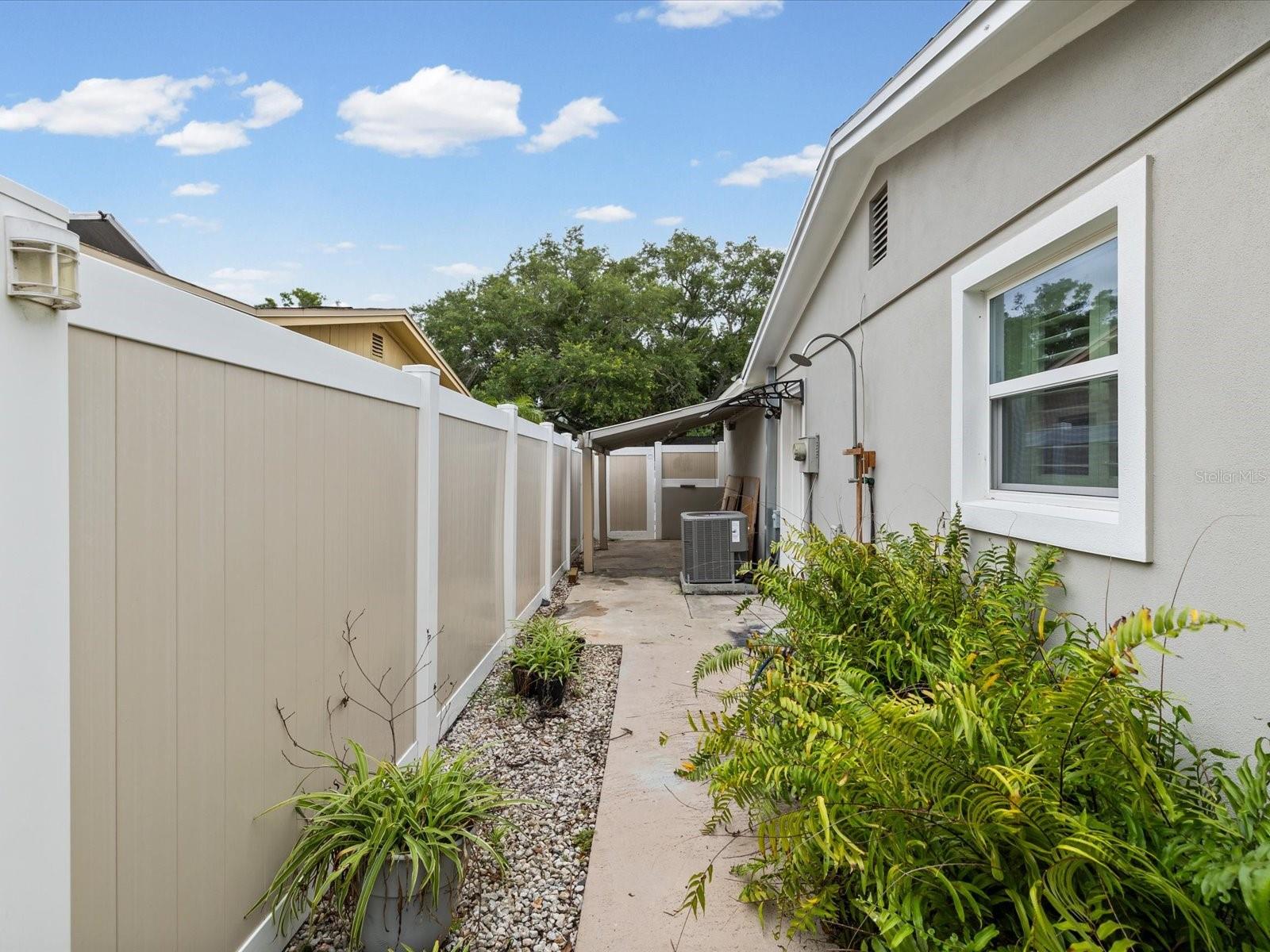 HALGREEN MANOR-UNIT 1 - Residential