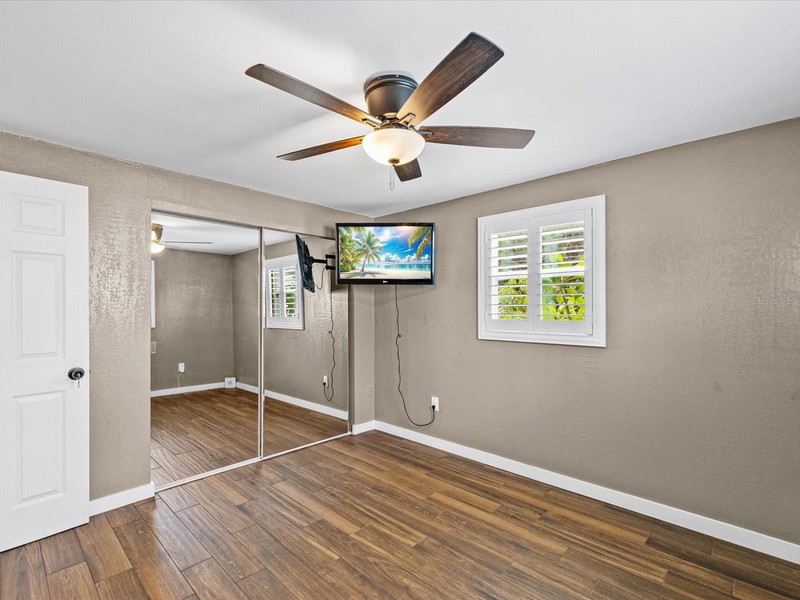 HALGREEN MANOR-UNIT 1 - Residential