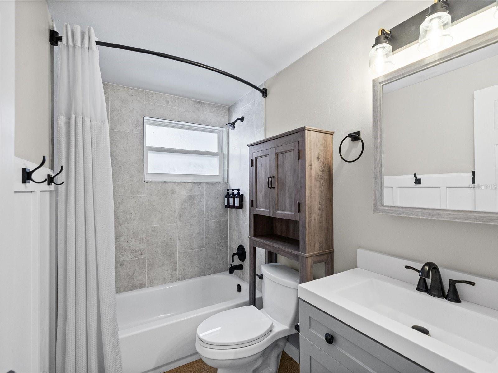 HALGREEN MANOR-UNIT 1 - Residential