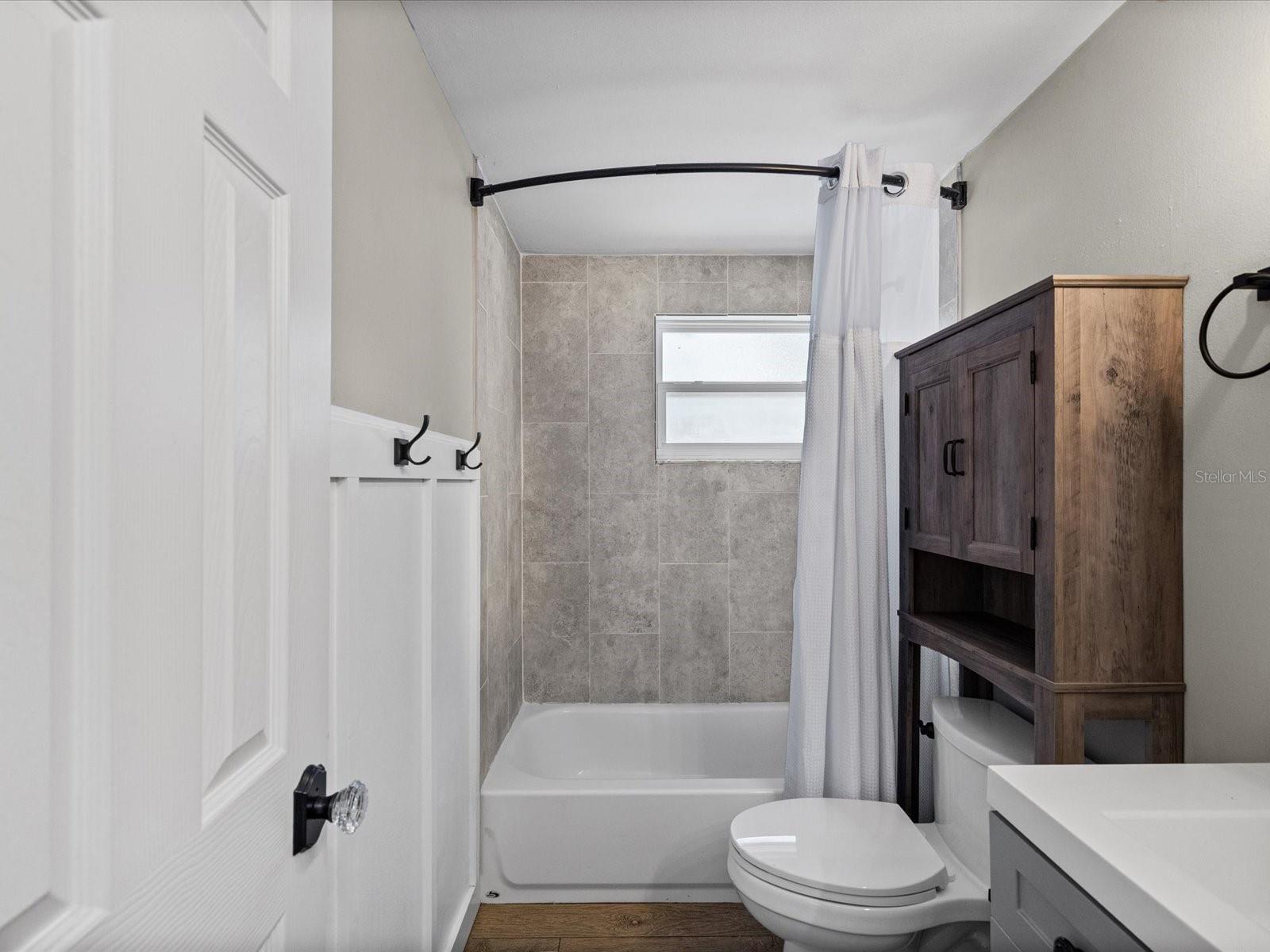 HALGREEN MANOR-UNIT 1 - Residential