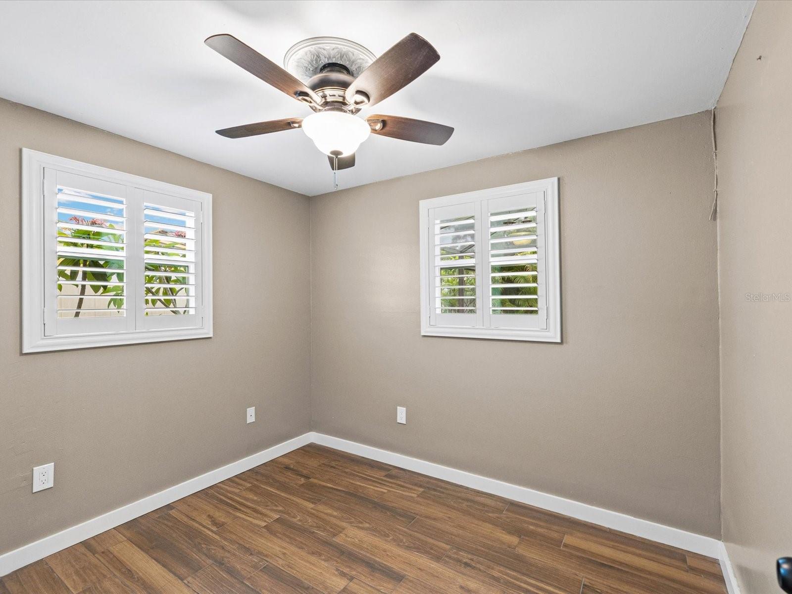 HALGREEN MANOR-UNIT 1 - Residential