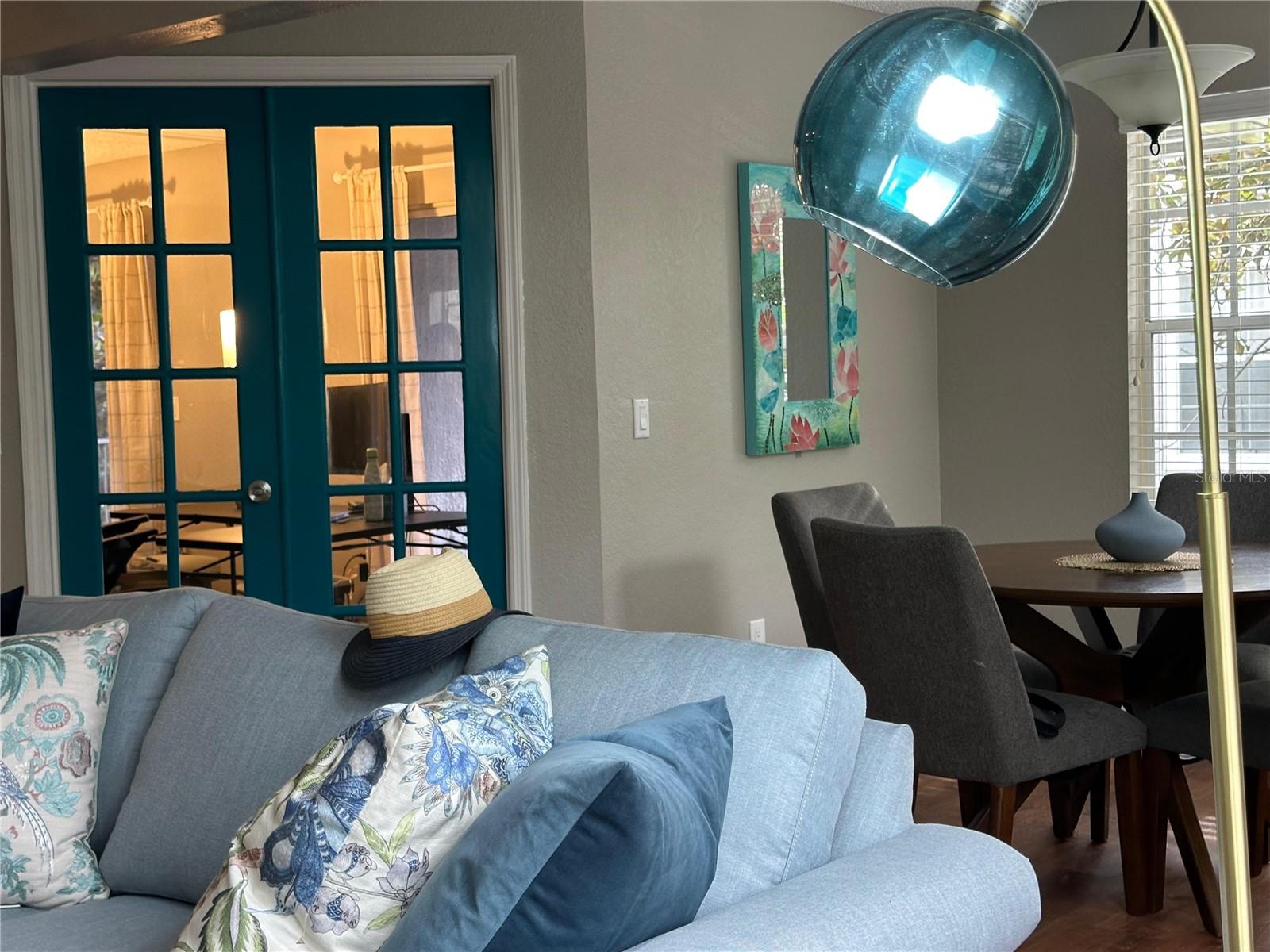 HUNTERS CHASE CONDO PH 1 - Residential