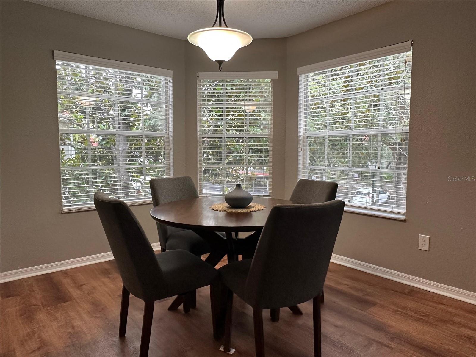 HUNTERS CHASE CONDO PH 1 - Residential