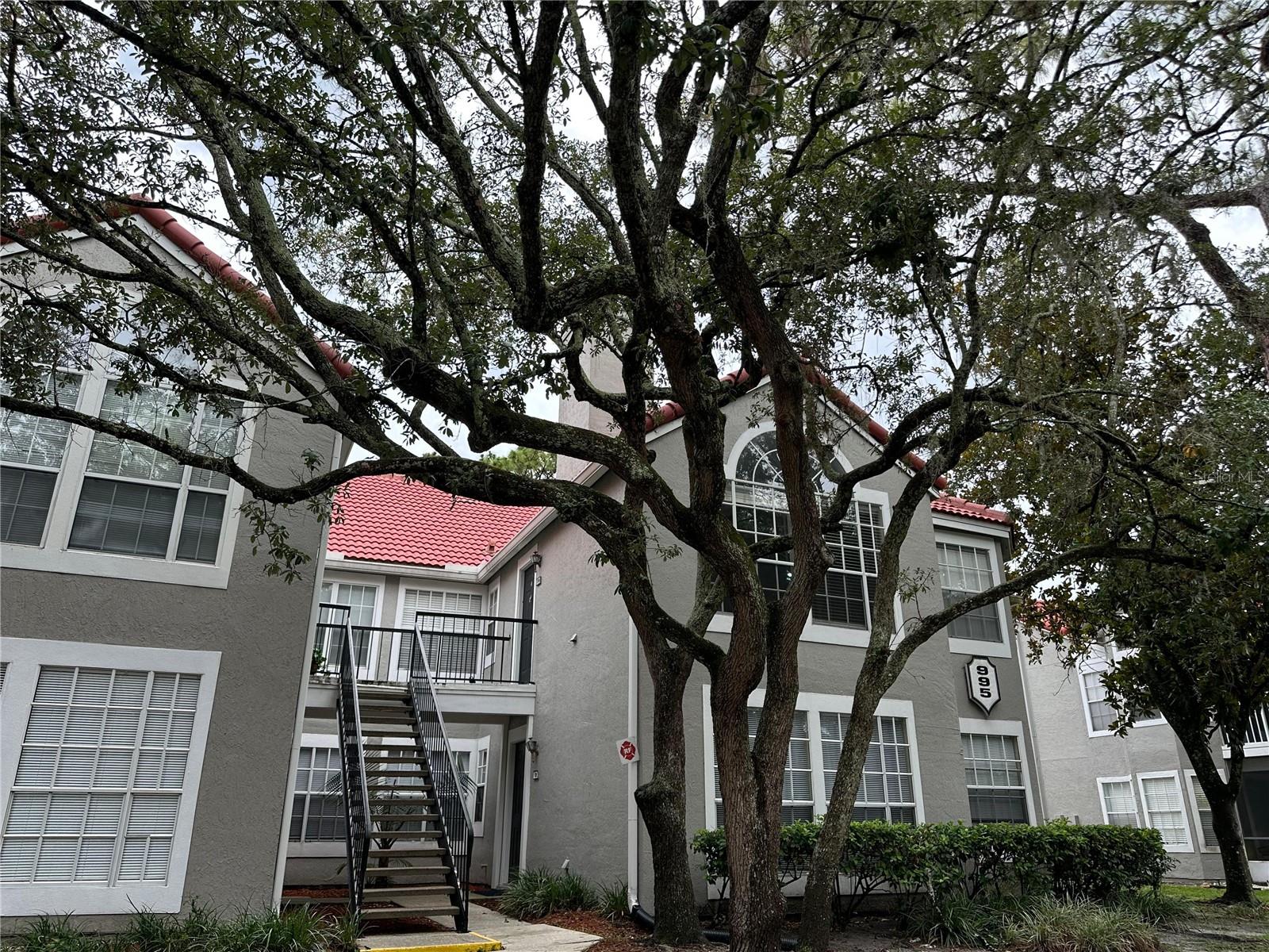 HUNTERS CHASE CONDO PH 1 - Residential