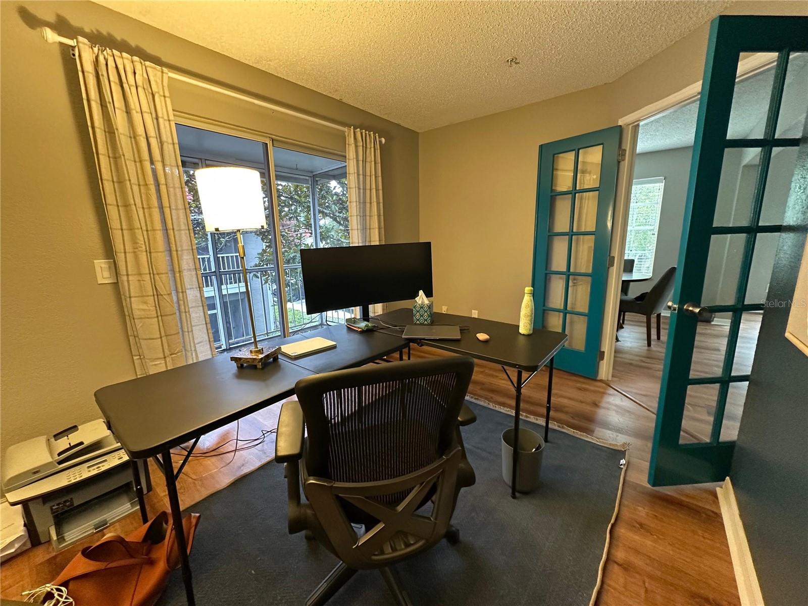 HUNTERS CHASE CONDO PH 1 - Residential