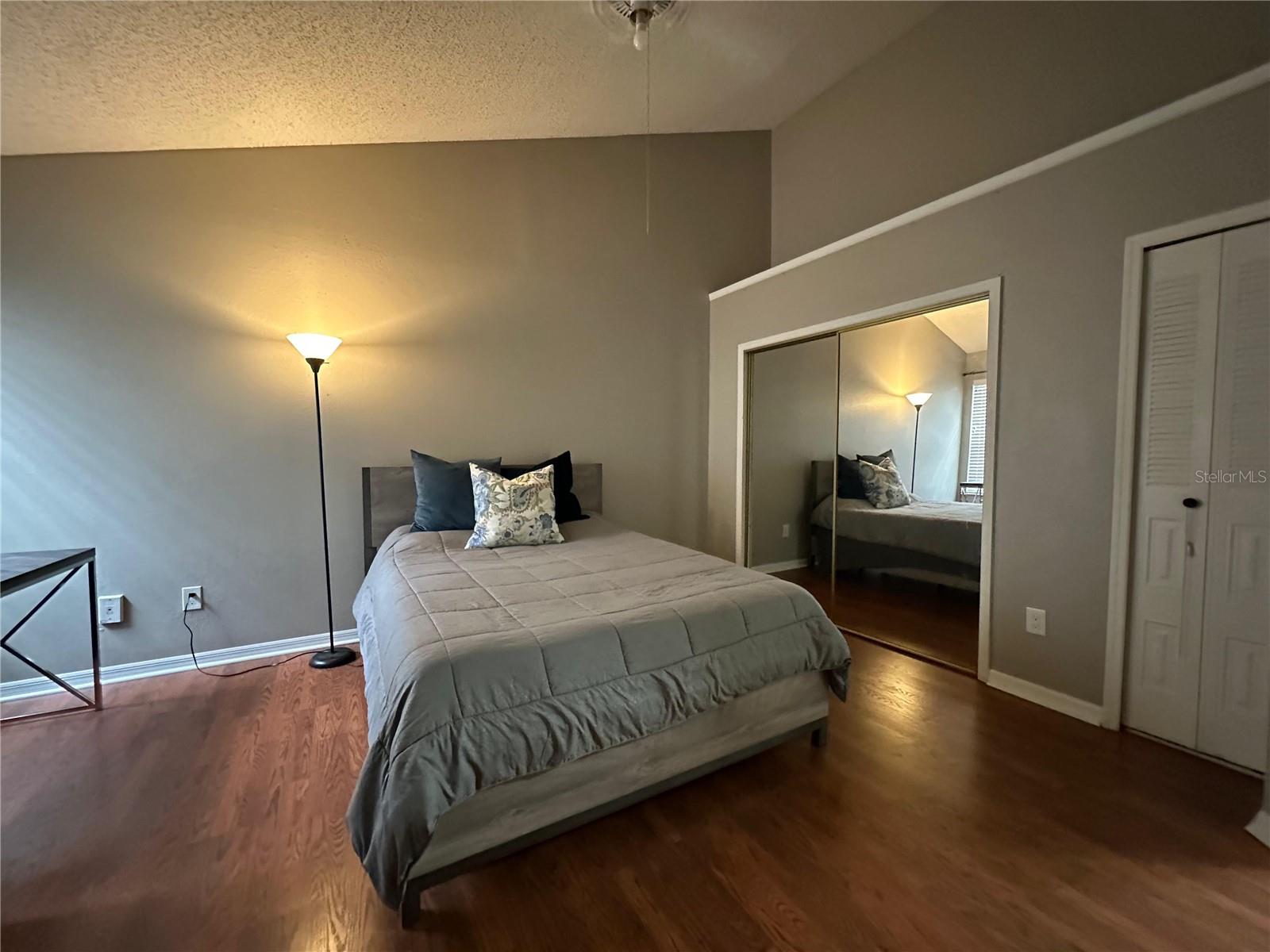 HUNTERS CHASE CONDO PH 1 - Residential