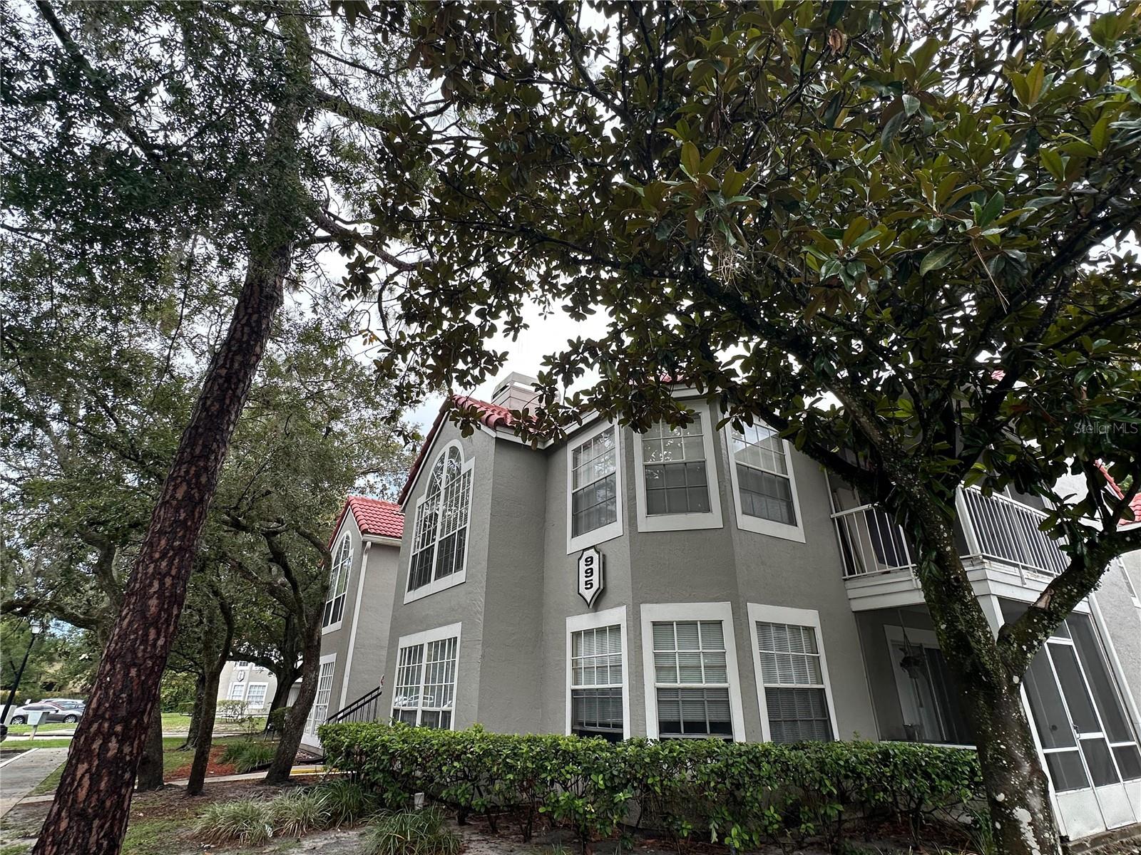 HUNTERS CHASE CONDO PH 1 - Residential