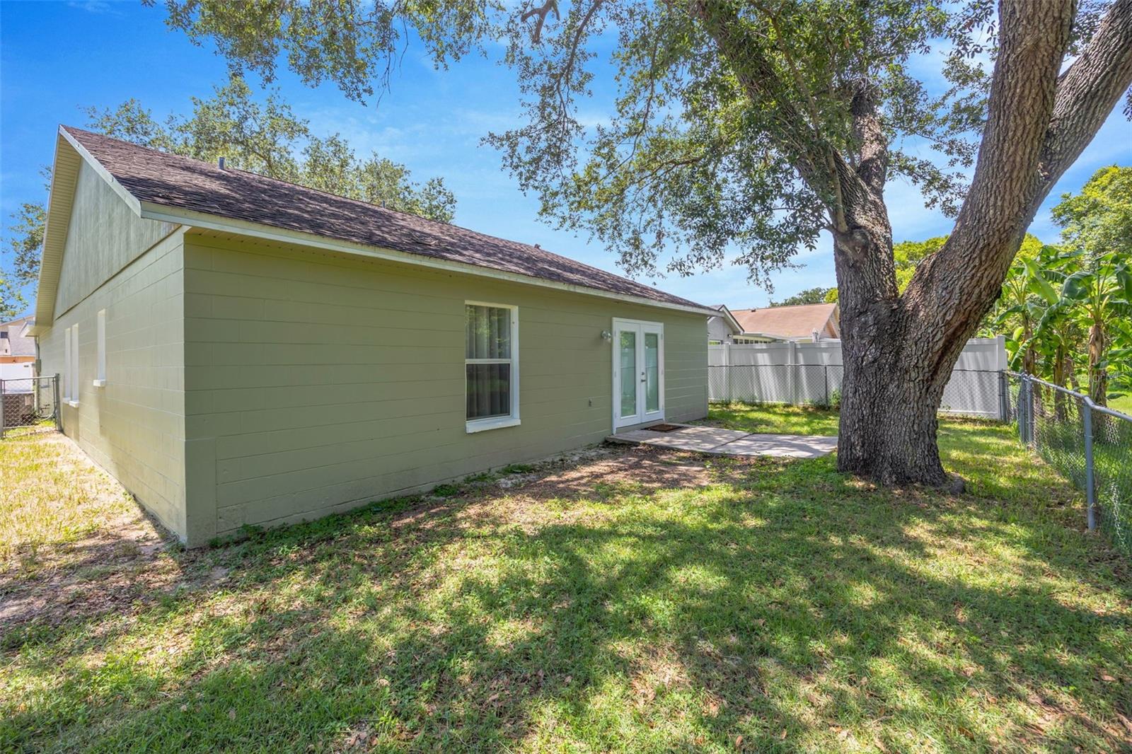 VALRICO VISTA - Residential