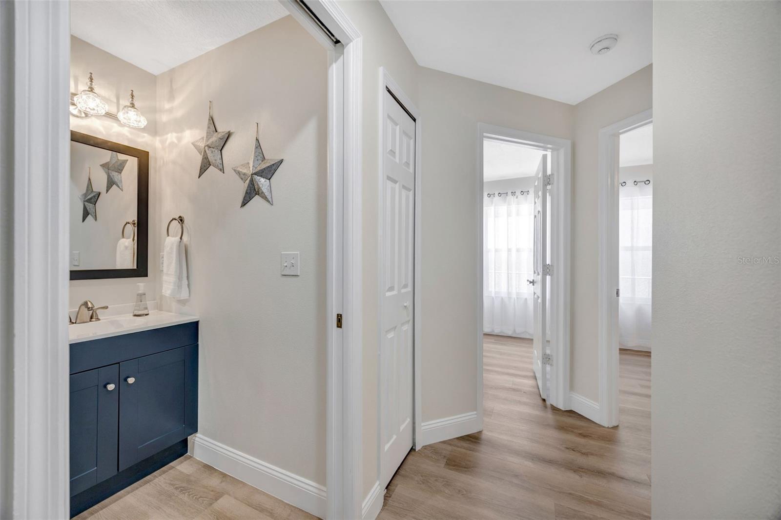 VALRICO VISTA - Residential