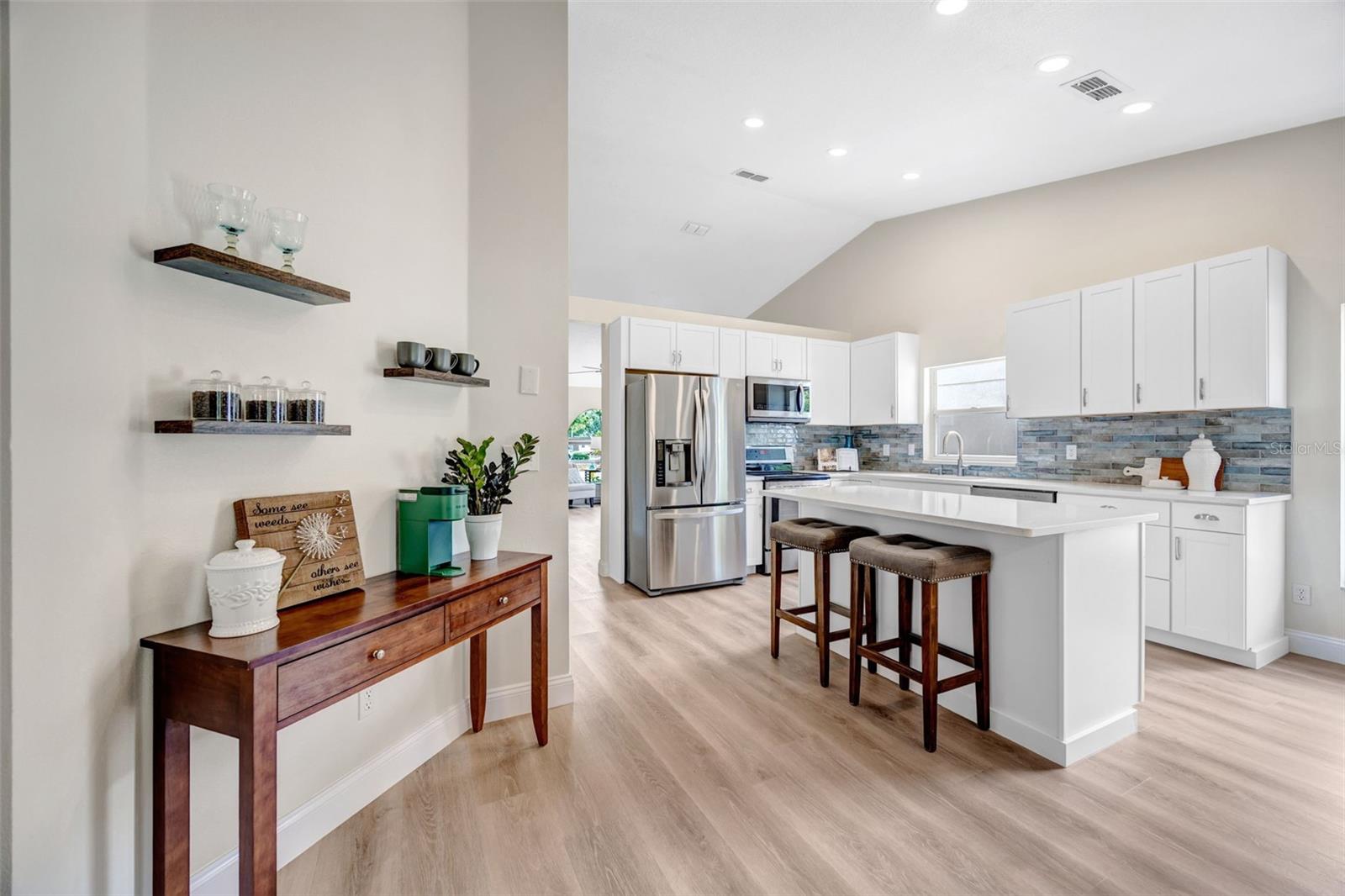 VALRICO VISTA - Residential