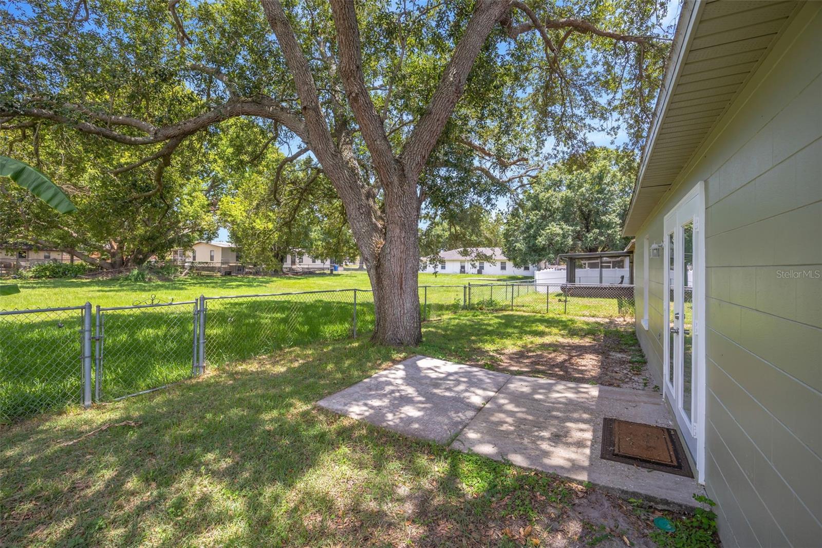 VALRICO VISTA - Residential