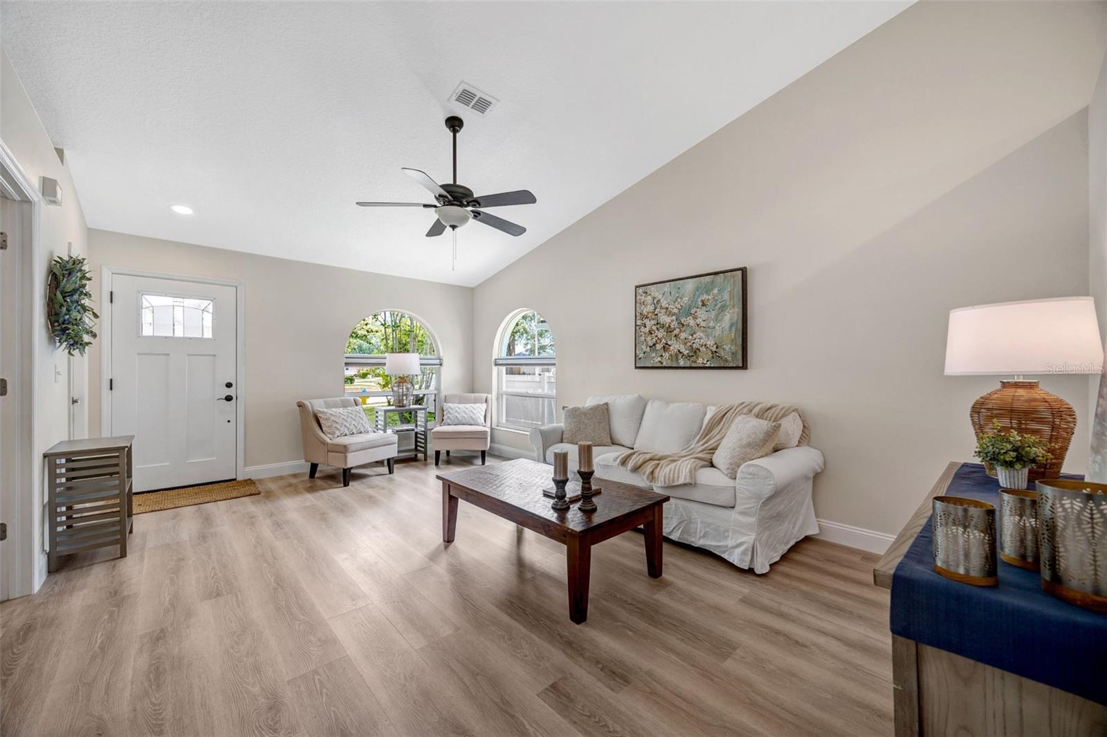 VALRICO VISTA - Residential