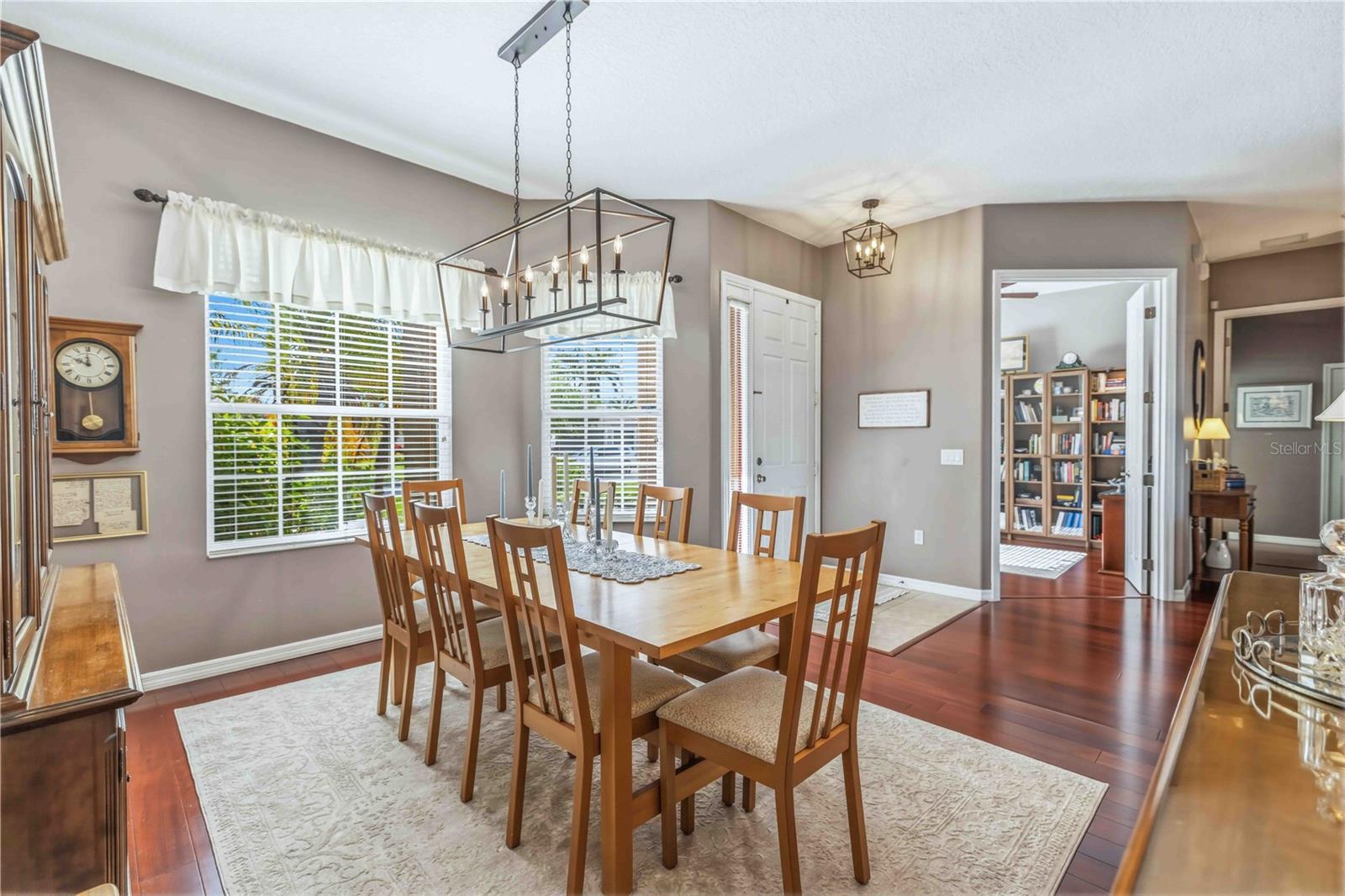 LEXINGTON - Residential