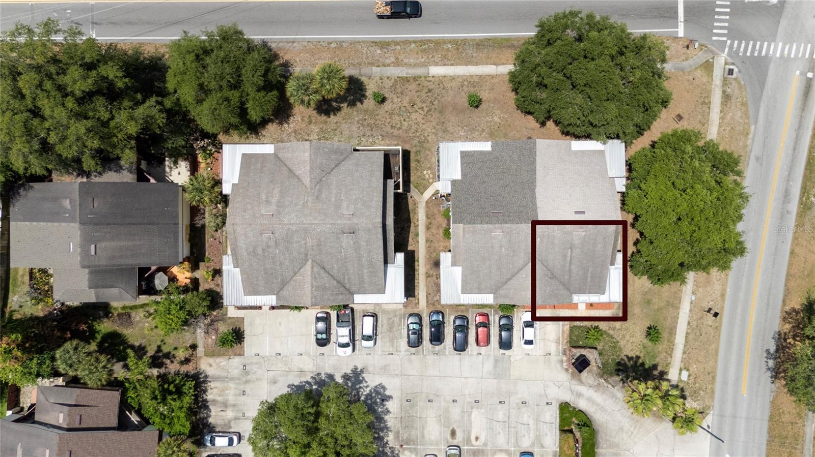 OAK TREE GARDENS TWNHMS - Residential