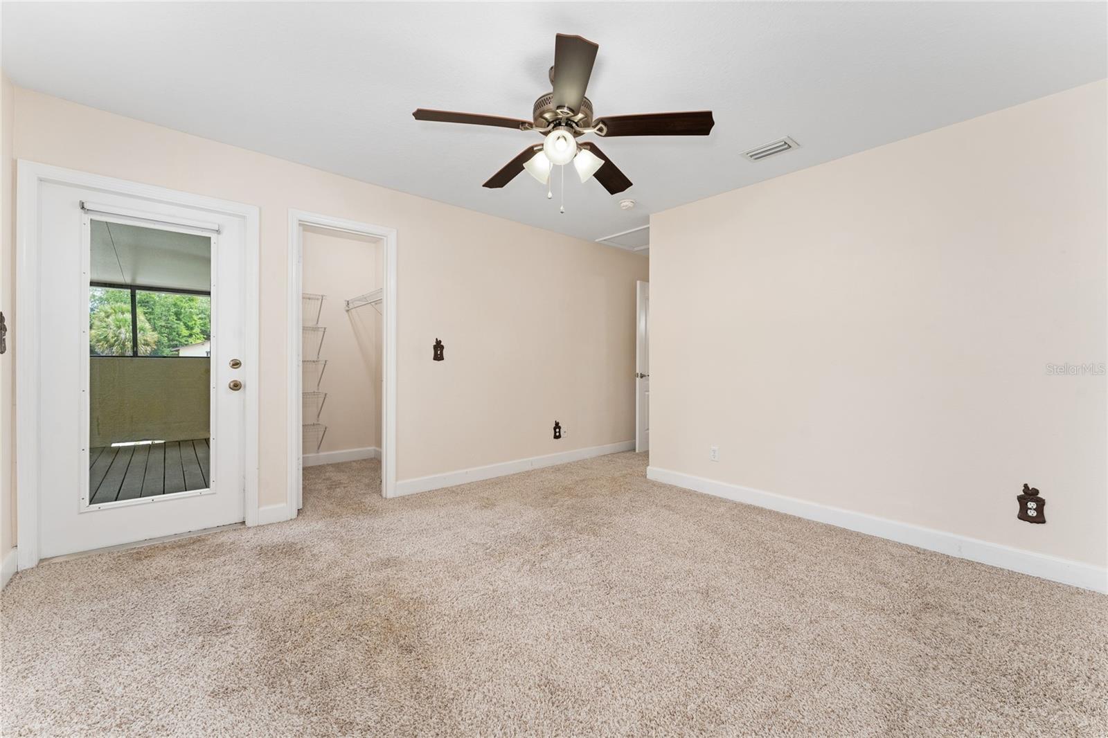 OAK TREE GARDENS TWNHMS - Residential