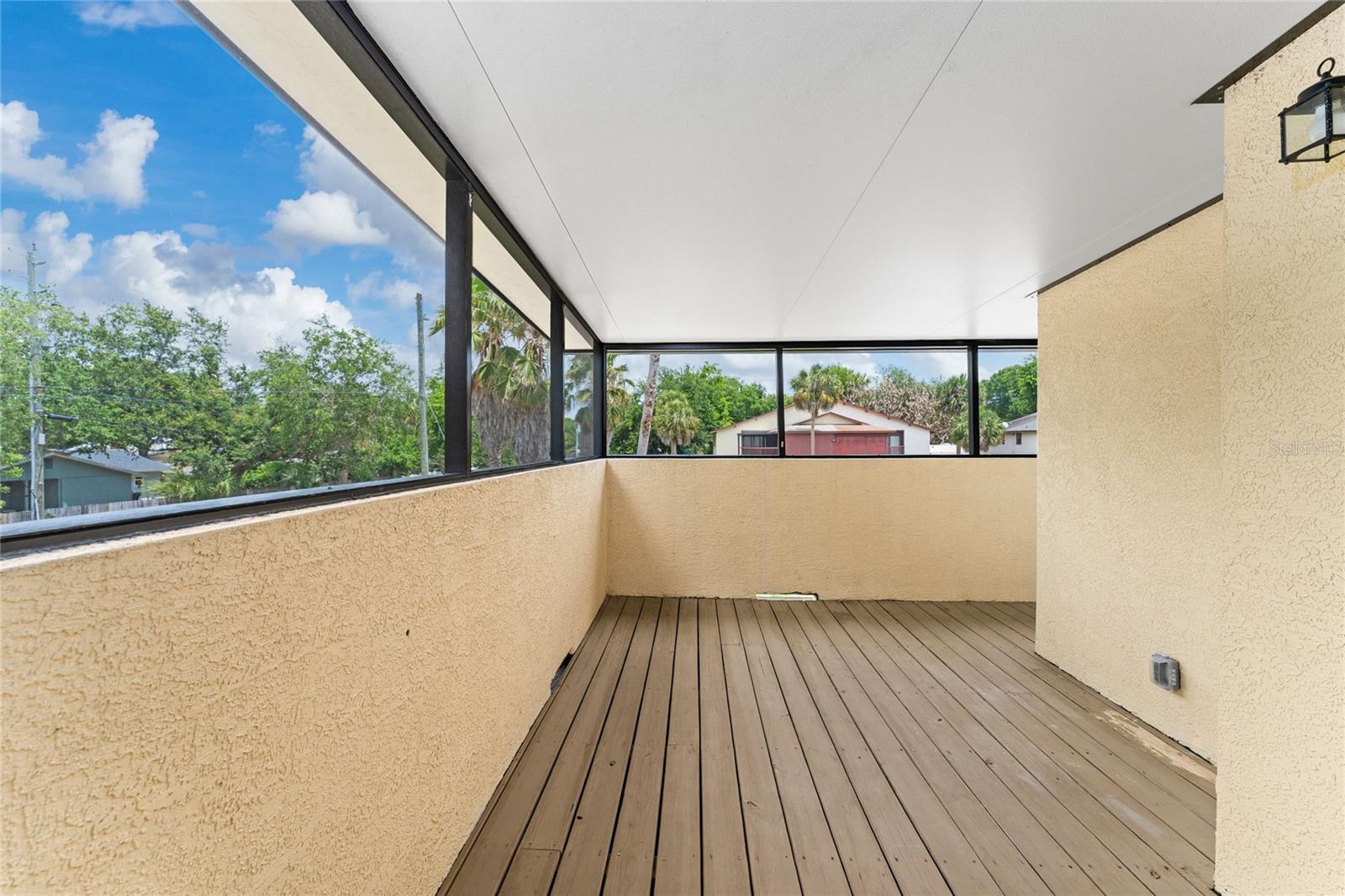 OAK TREE GARDENS TWNHMS - Residential