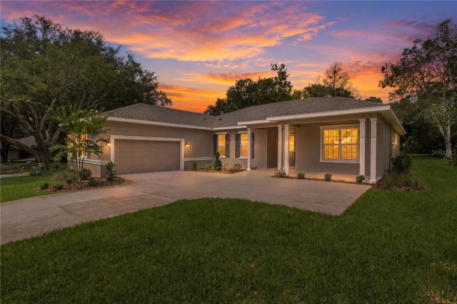 BERMUDA DUNES VILLAGE - Residential