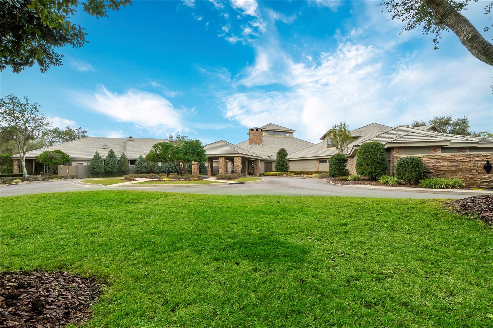 BERMUDA DUNES VILLAGE - Residential