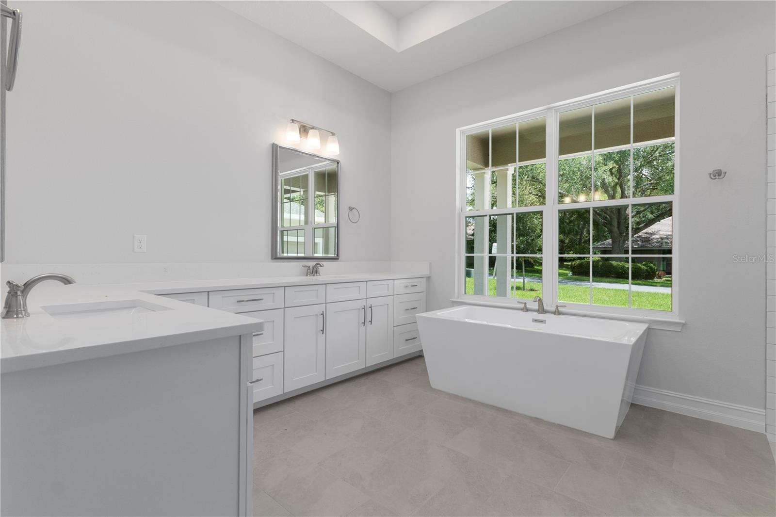 BERMUDA DUNES VILLAGE - Residential