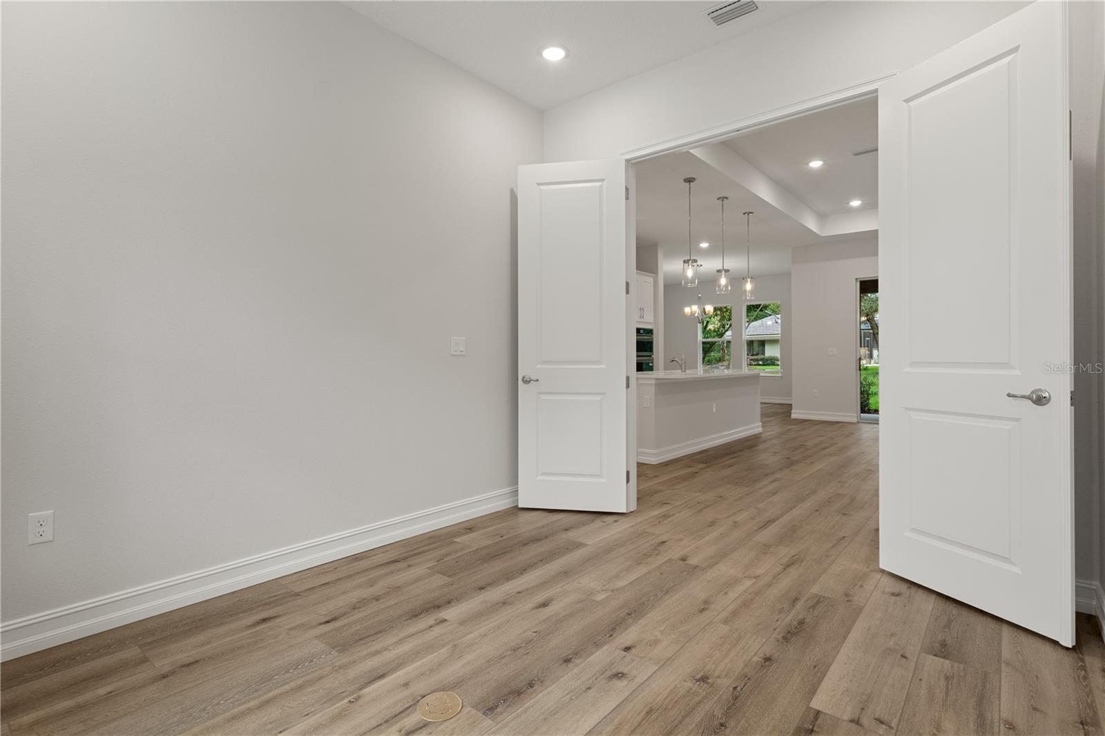 BERMUDA DUNES VILLAGE - Residential