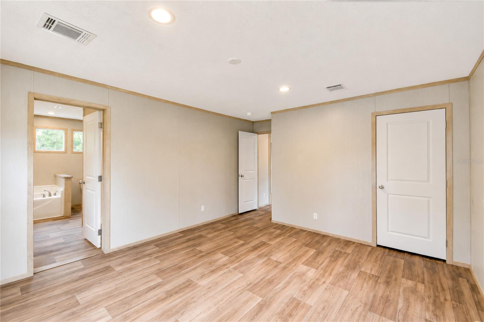 WESTWOOD ACRES SOUTH - Residential
