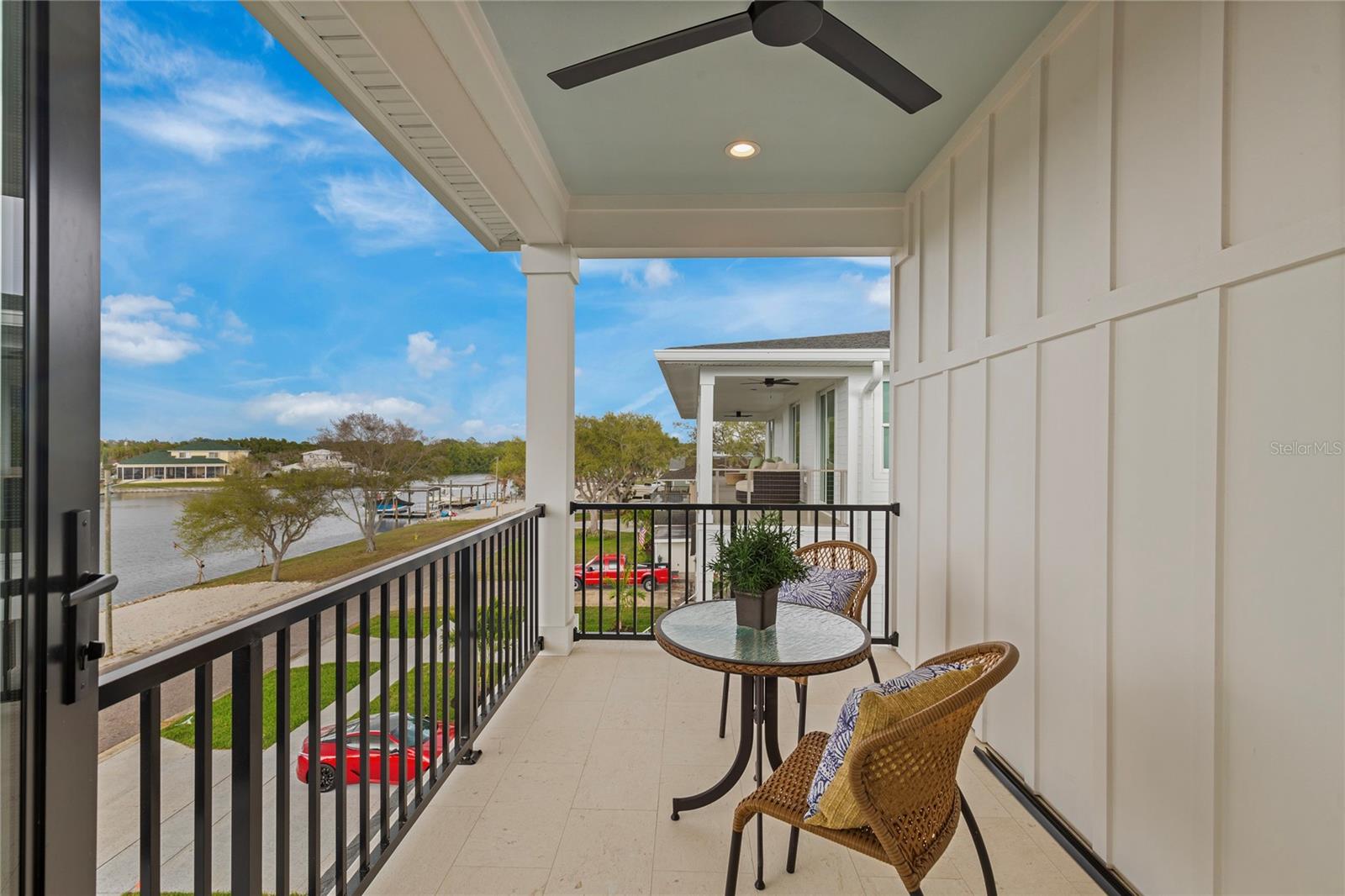 SUN PLAZA ISLES - Residential