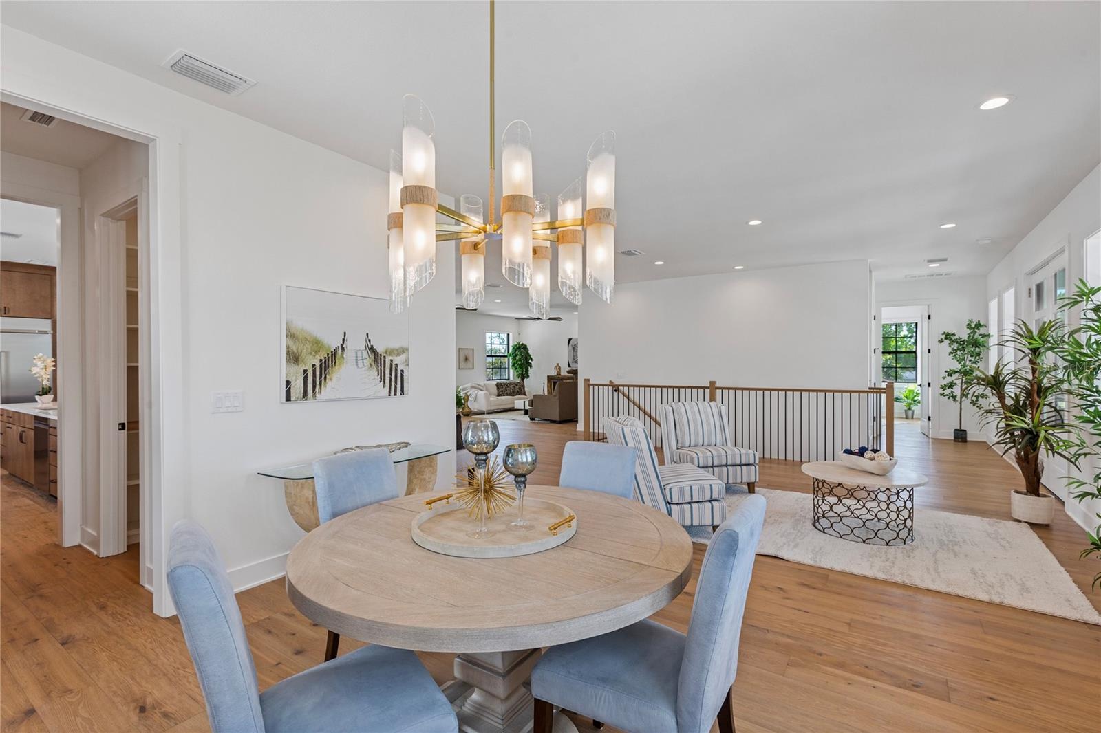 SUN PLAZA ISLES - Residential