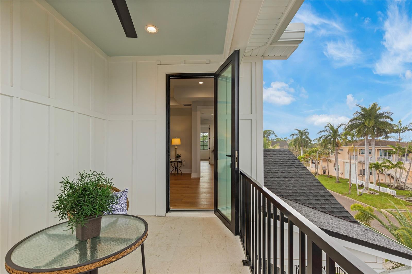 SUN PLAZA ISLES - Residential