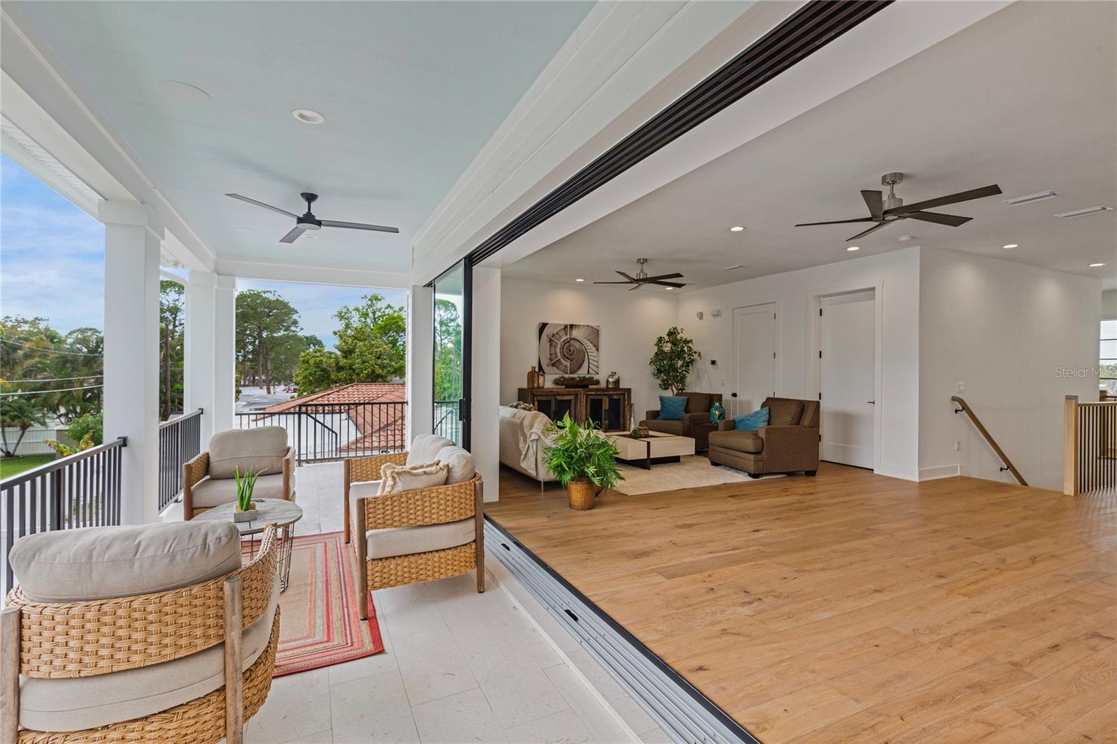 SUN PLAZA ISLES - Residential