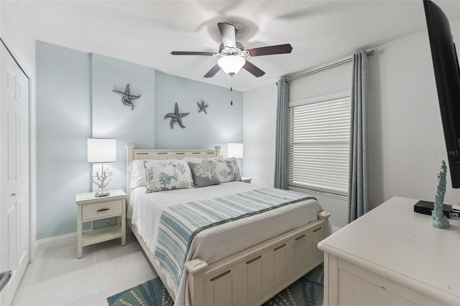 THE ARUBA CONDOMINIUM - Residential