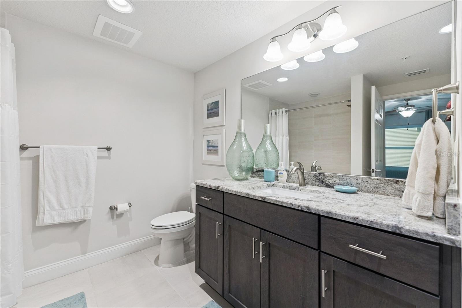 THE ARUBA CONDOMINIUM - Residential