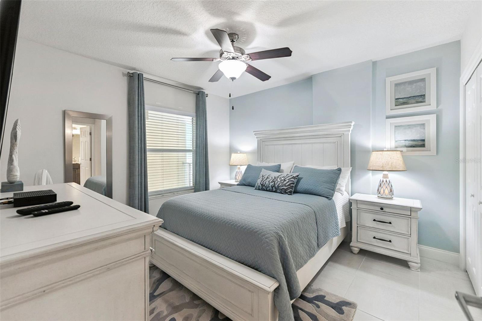 THE ARUBA CONDOMINIUM - Residential