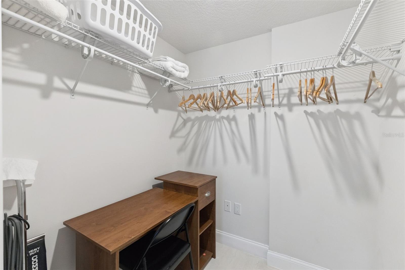 THE ARUBA CONDOMINIUM - Residential