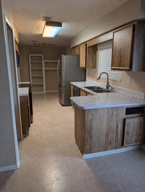 SOUTHWOOD HILLS UNIT 14 - Residential