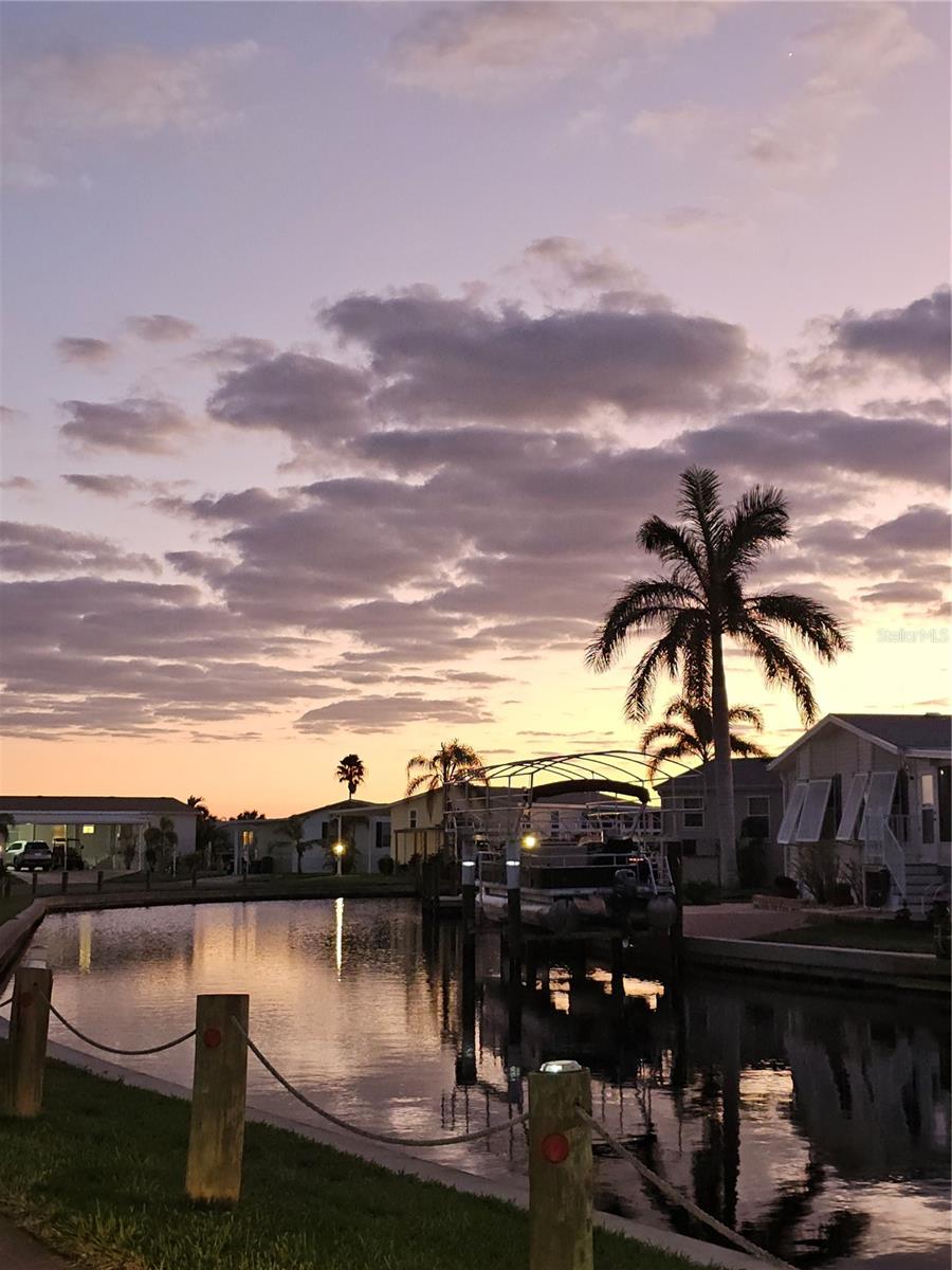 WINDMILL VILLAGE - Residential