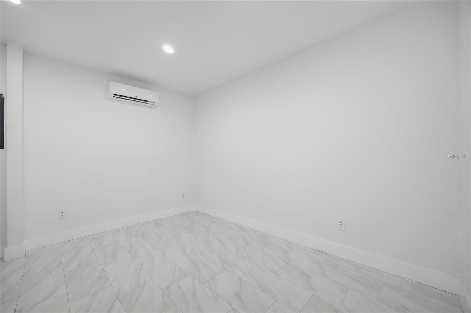 RIVER BEND SEC 4 - Residential