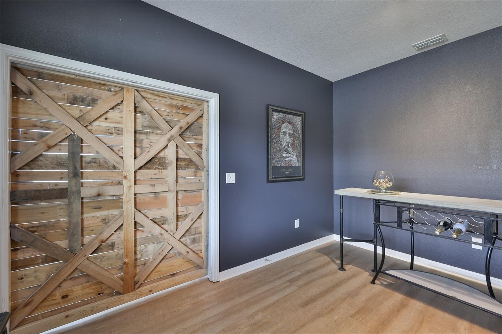 BELMONT - Residential
