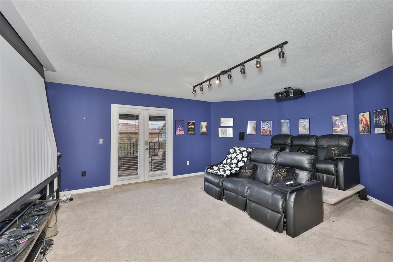 BELMONT - Residential
