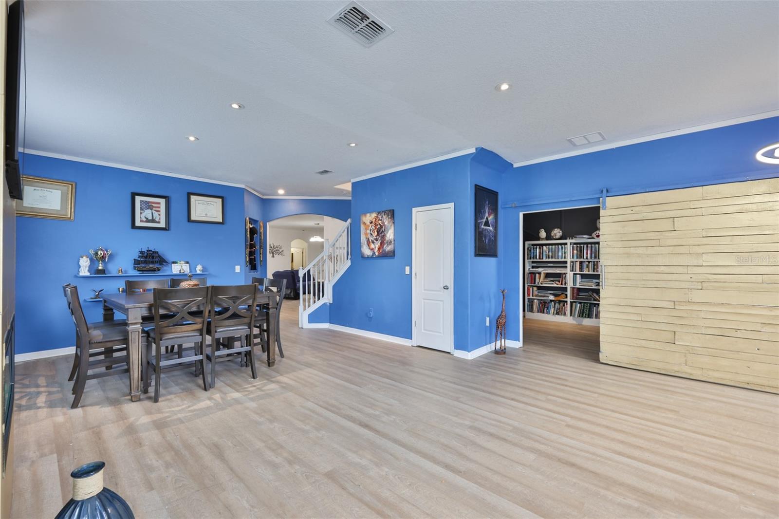 BELMONT - Residential