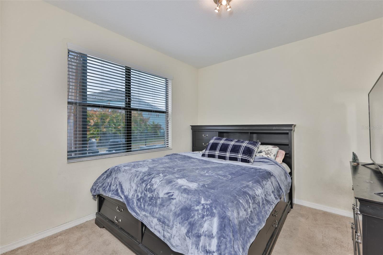 BELMONT - Residential