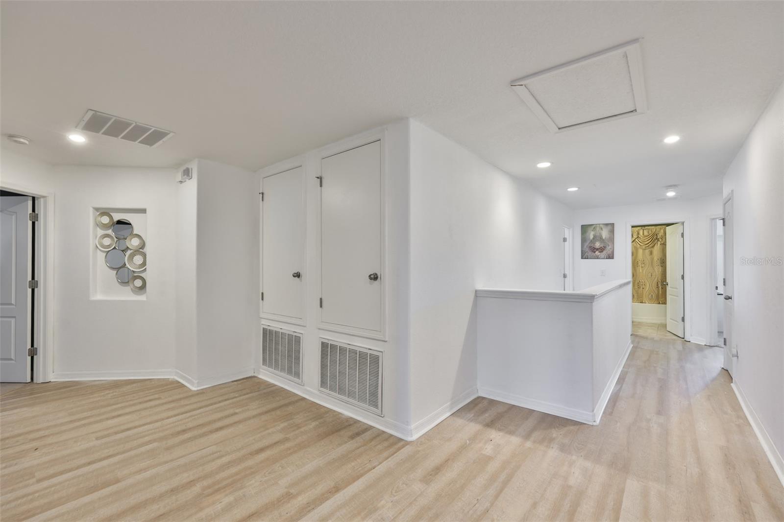 BELMONT - Residential