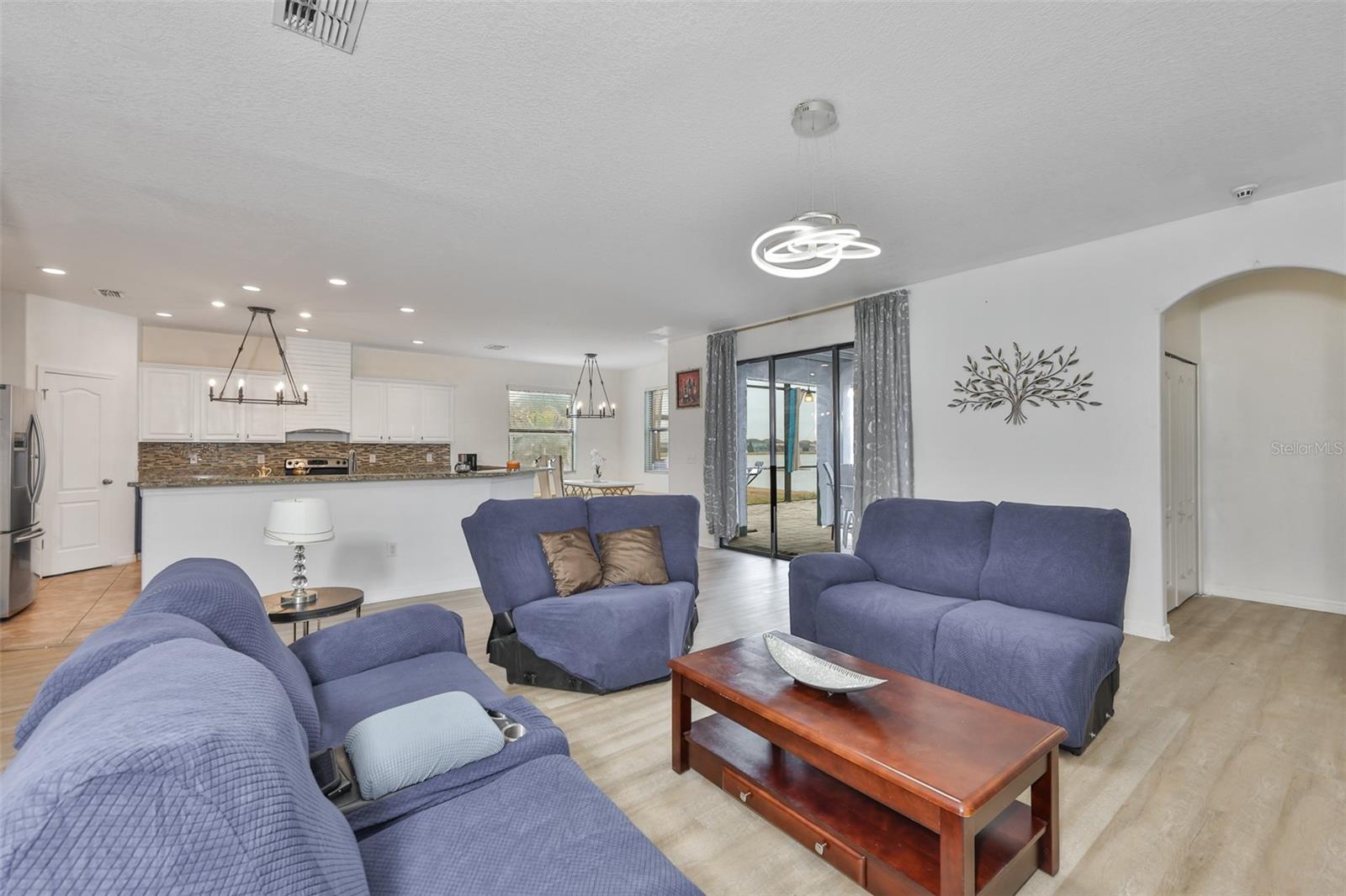 BELMONT - Residential