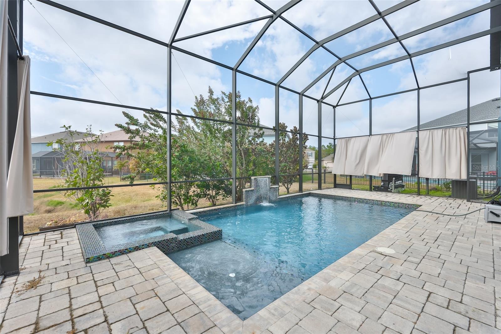 BELMONT - Residential