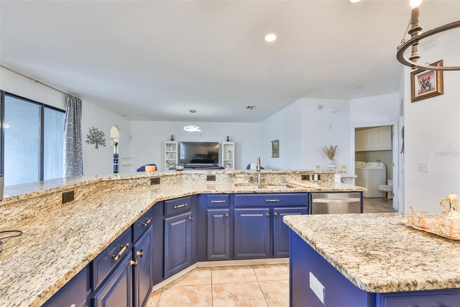 BELMONT - Residential