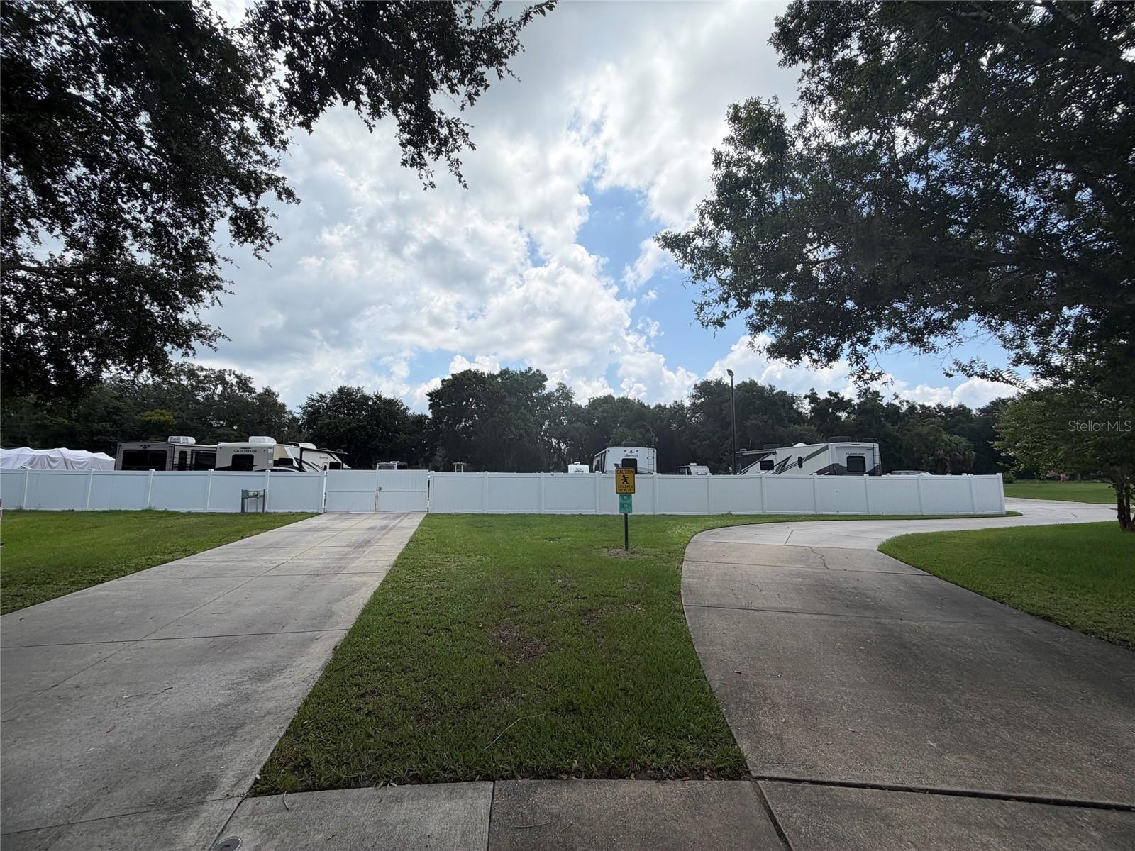 EAST LAKE RESERVE AT NARCOOSSEE UNIT 2 - Residential