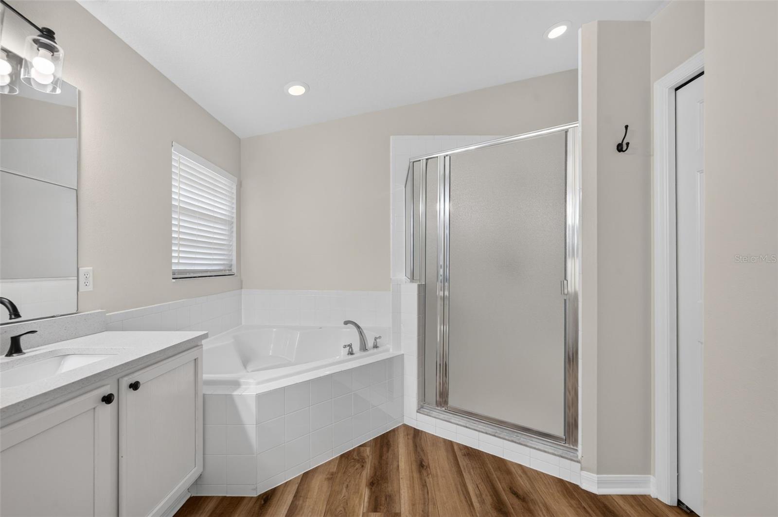 EAST LAKE RESERVE AT NARCOOSSEE UNIT 2 - Residential